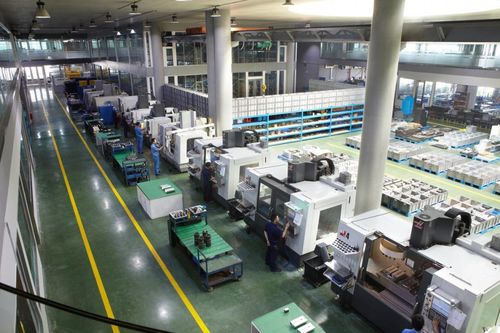 南海區(qū)外貿(mào)強(qiáng)勢回暖，前兩月進(jìn)出口總值突破300億元，機(jī)械設(shè)備研發(fā)成關(guān)鍵引擎